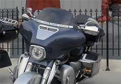 smoke harley windshield
